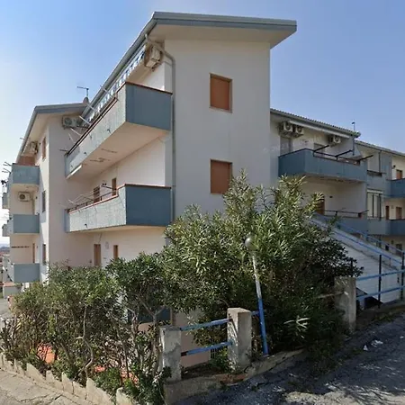 аppartamenti Per Vacanze, 500 M Dal Mare * Scalea
